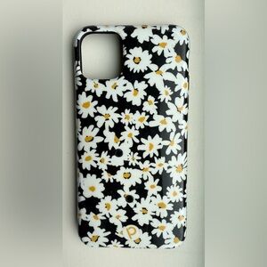 Loopy Case RIGHTY Daisies IPhone 11 PRO MAX Black and White Phone Case